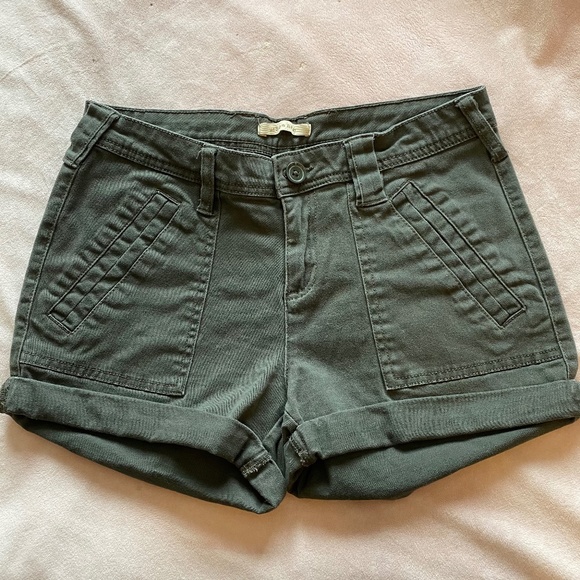 Olive Green Cargo Shorts - Picture 1 of 3
